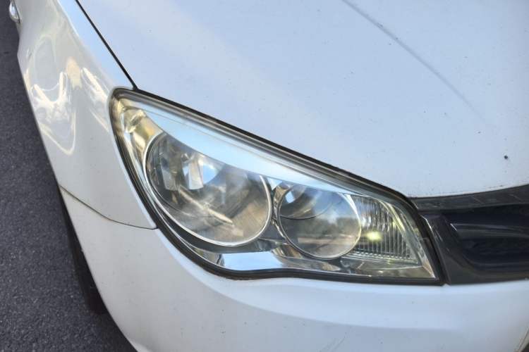 Used Roewe 350 2010 350C 1.5L Automatic Xunyi Edition Right Front Headlight