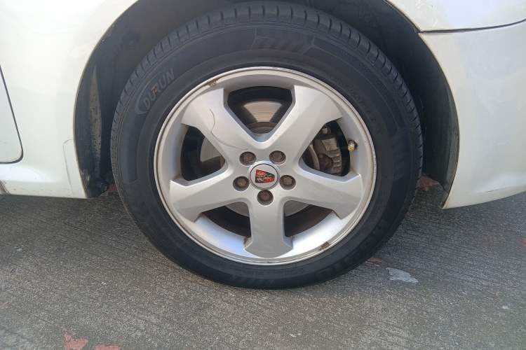Used Roewe 350 2010 350C 1.5L Automatic Xunyi Edition Right Front Wheel Hub