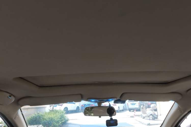 Used Roewe 350 2010 350C 1.5L Manual Xunzhi Edition Headliner