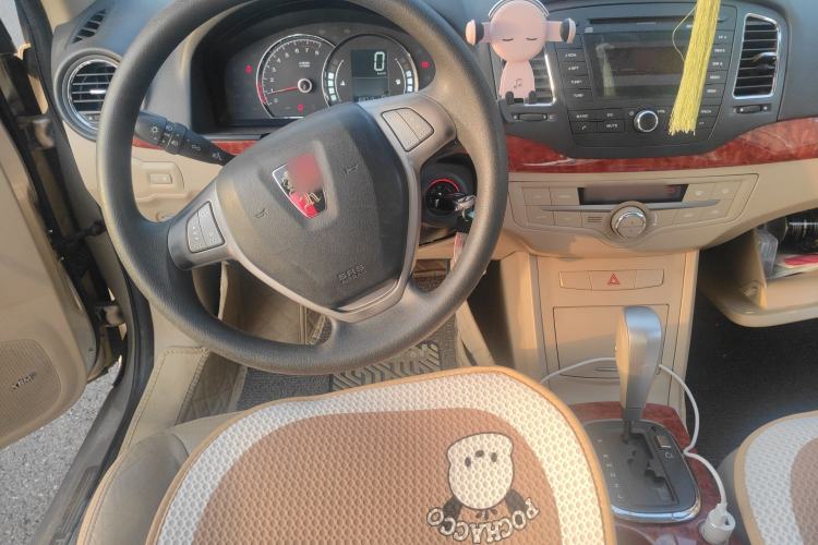 Used Roewe 350 2010 350C 1.5L Automatic Xunyi Edition Steering Wheel