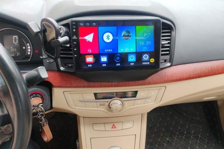 Used Roewe 350 2011 350D 1.5L Automatic Xunhao Edition Audio And AC Panel