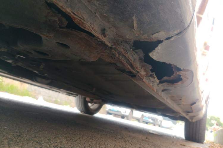 Used Roewe 350 2011 350D 1.5L Automatic Xunhao Edition Chassis Front Left