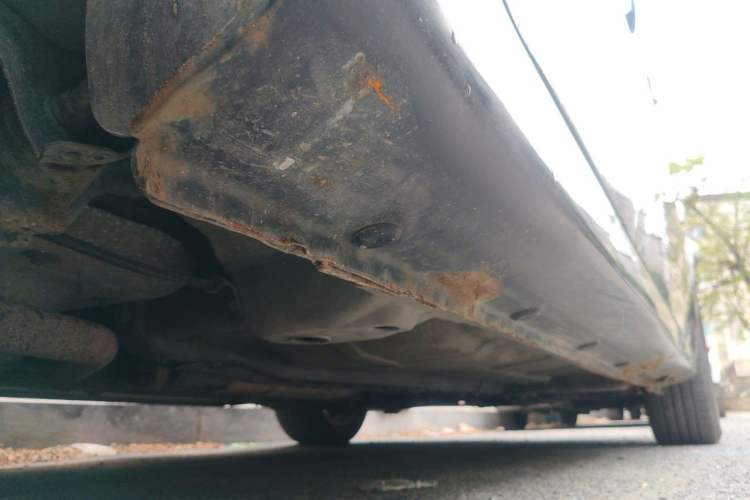 Used Roewe 350 2011 350D 1.5L Automatic Xunhao Edition Chassis Rear Right