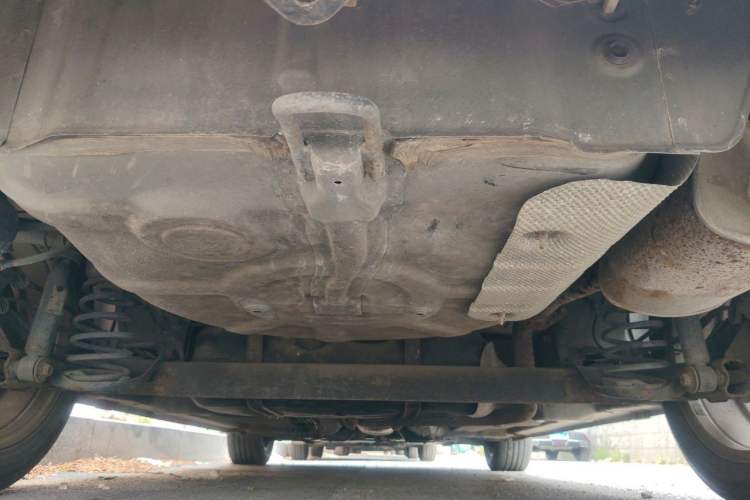 Used Roewe 350 2011 350D 1.5L Automatic Xunhao Edition Chassis Rear