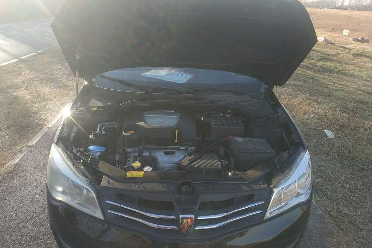 Used Roewe 350 2011 350S 1.5L Automatic Xunda Edition Engine Bay