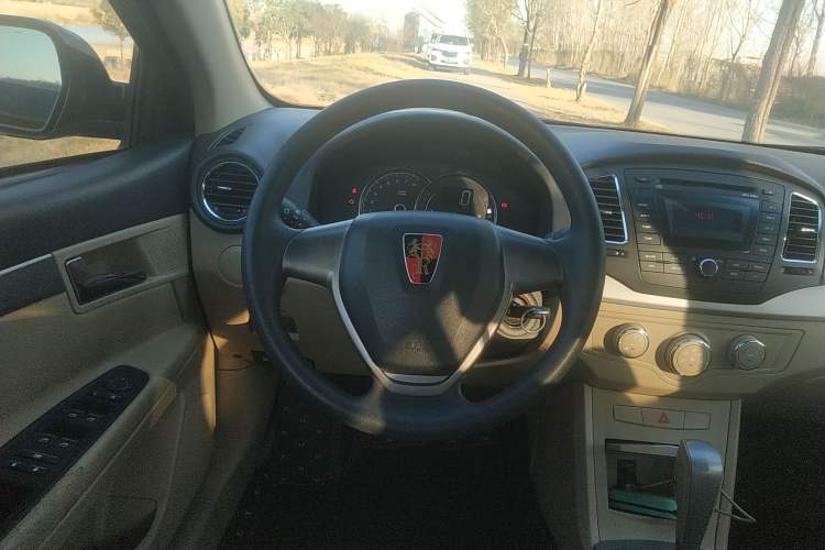 Used Roewe 350 2011 350S 1.5L Automatic Xunda Edition Steering Wheel