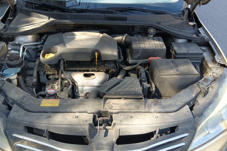 Used Roewe 350 2011 350S 1.5L Manual Xunchi Edition Engine Bay