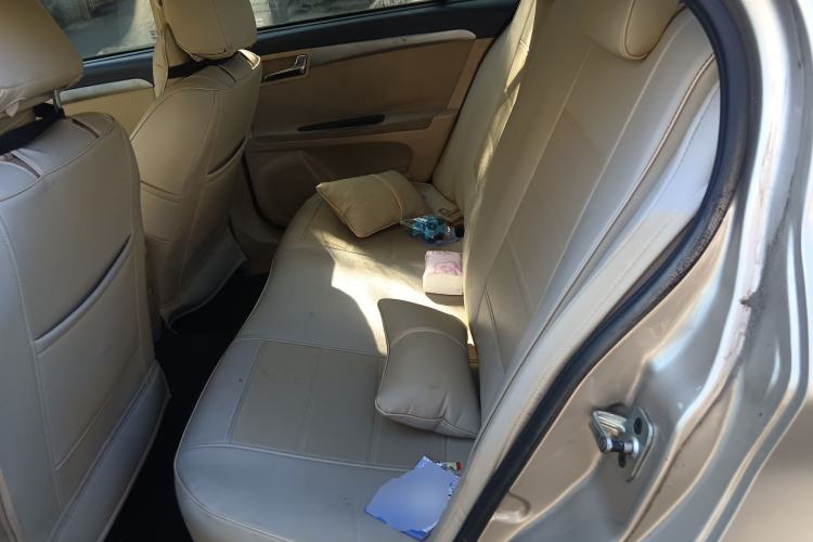 Used Roewe 350 2011 350S 1.5L Manual Xunchi Edition Left Rear Seat