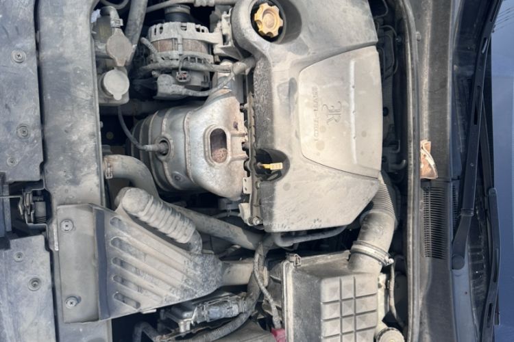 Used Roewe 350 2011 350S 1.5L Automatic Xunda Edition Engine Bay