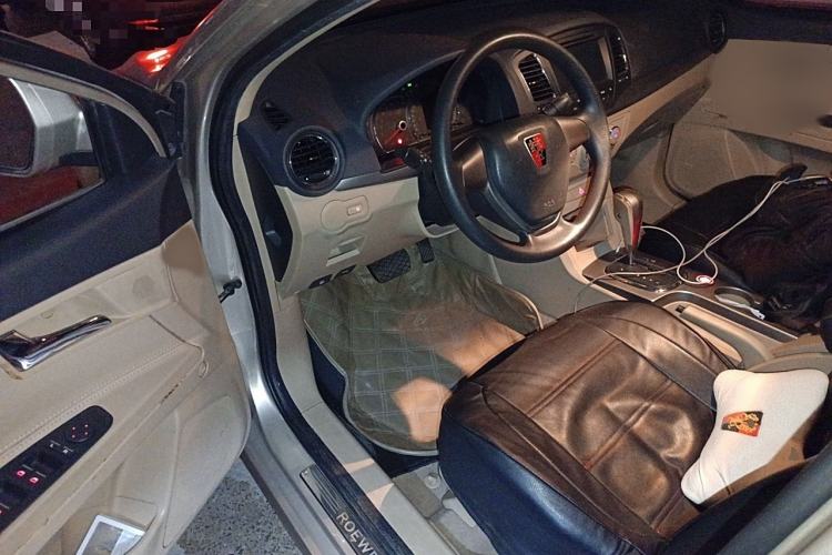 Used Roewe 350 2011 350S 1.5L Automatic Xunda Edition Interior 3