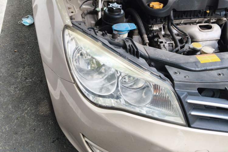 Used Roewe 350 2011 350S 1.5L Manual Xunchi Edition Right Front Headlight