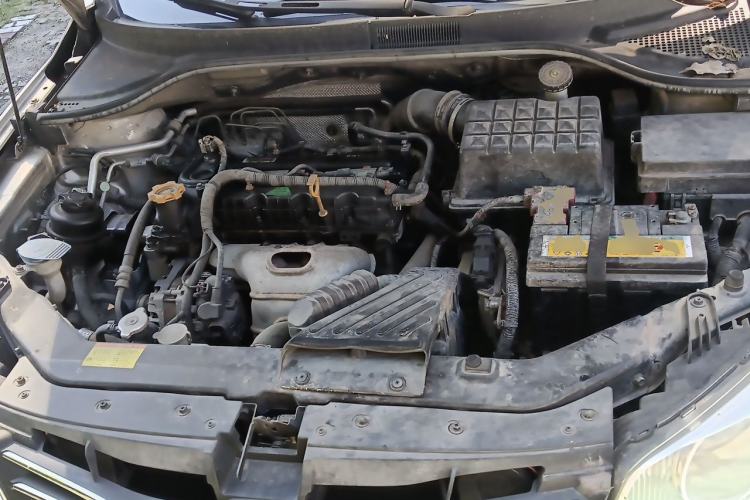 Used Roewe 350 2011 350S 1.5L Automatic Xunyue Edition Engine Bay