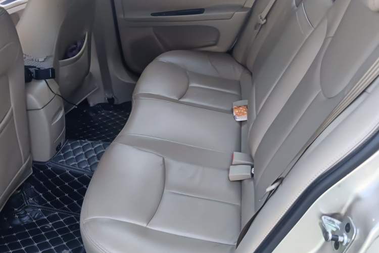 Used Roewe 350 2011 350S 1.5L Automatic Xunyue Edition Left Rear Seat