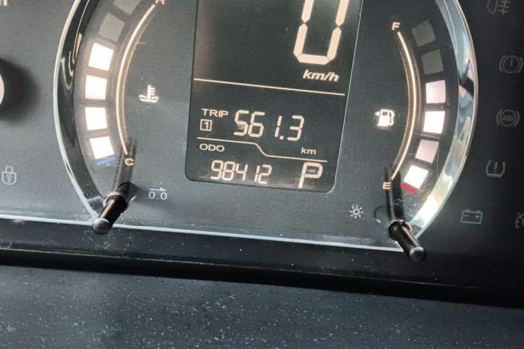 Used Roewe 350 2011 350S 1.5L Automatic Xunyue Edition Odometer Close Up