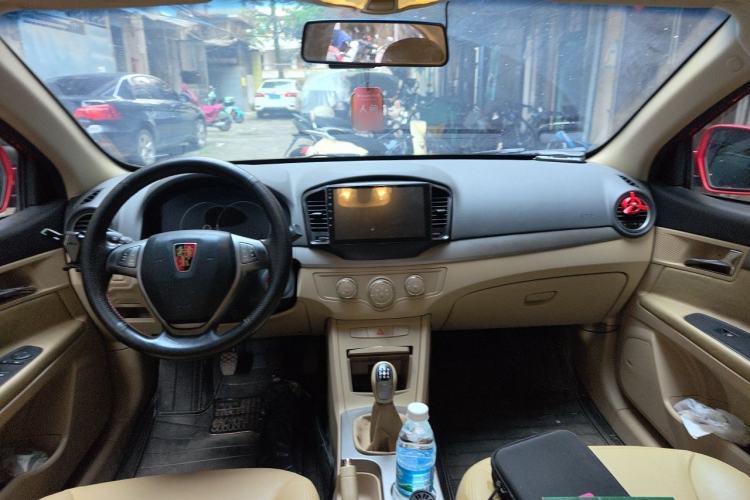 Used Roewe 350 2011 350S 1.5L Manual Xunchi Edition Center Console