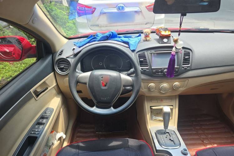 Used Roewe 350 2011 350S 1.5L Automatic Xunda Edition Center Console