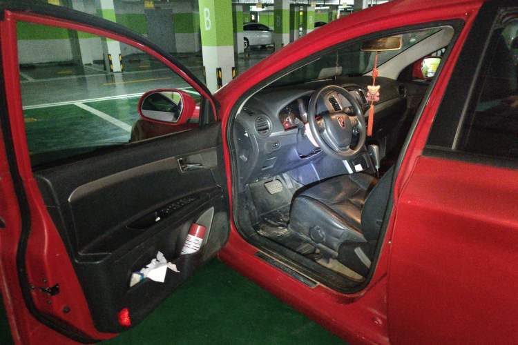Used Roewe 350 2011 350D 1.5L Automatic Xunhao Edition Driver Seat