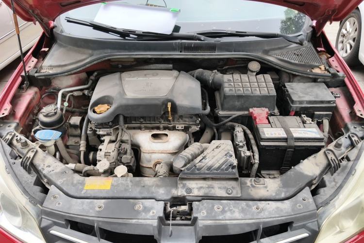 Used Roewe 350 2011 350S 1.5L Automatic Xunda Edition Engine Bay