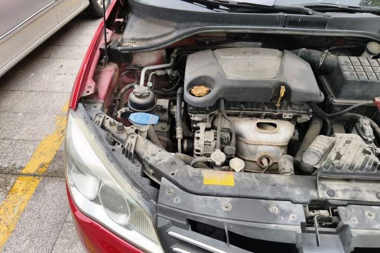 Used Roewe 350 2011 350S 1.5L Automatic Xunda Edition Engine Bay Right
