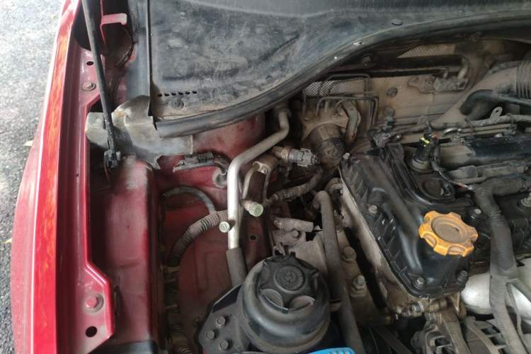 Used Roewe 350 2011 350S 1.5L Automatic Xunyue Edition Engine Bay Right