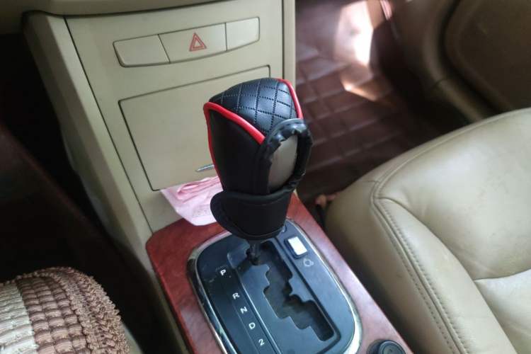 Used Roewe 350 2011 350S 1.5L Automatic Xunyue Edition Gear Lever