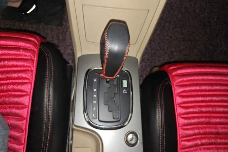 Used Roewe 350 2011 350S 1.5L Automatic Xunda Edition Gear Lever