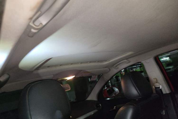 Used Roewe 350 2011 350D 1.5L Automatic Xunhao Edition Headliner
