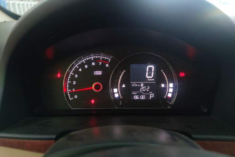 Used Roewe 350 2011 350S 1.5L Automatic Xunyue Edition Instrument Cluster