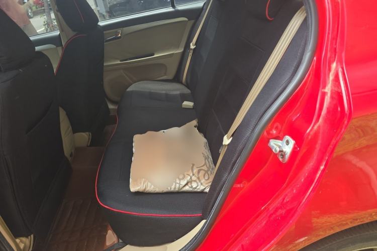 Used Roewe 350 2011 350S 1.5L Automatic Xunda Edition Left Rear Seat