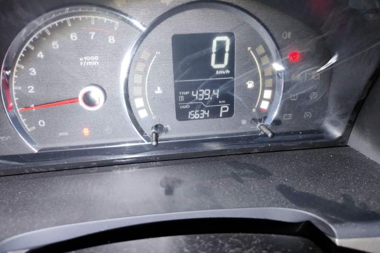 Used Roewe 350 2011 350S 1.5L Automatic Xunda Edition Odometer Close Up