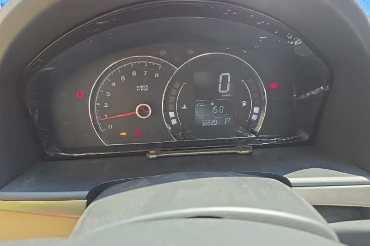 Used Roewe 350 2011 350S 1.5L Automatic Xunda Edition Odometer Close Up