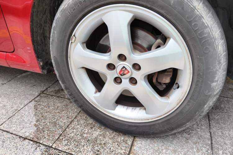 Used Roewe 350 2011 350S 1.5L Automatic Xunda Edition Right Front Wheel Hub