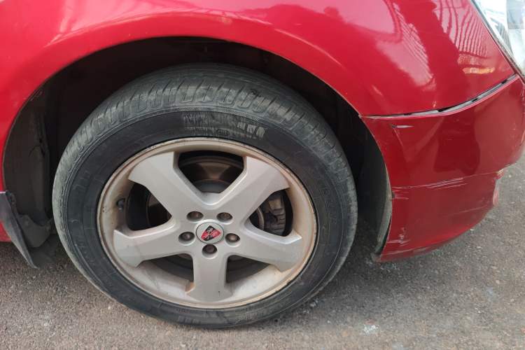 Used Roewe 350 2011 350S 1.5L Manual Xunchi Edition Right Front Wheel Hub