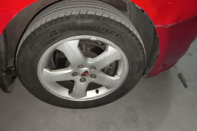 Used Roewe 350 2011 350S 1.5L Manual Xunchi Edition Right Front Wheel Hub