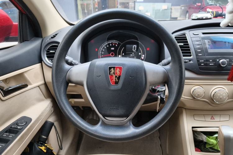 Used Roewe 350 2011 350S 1.5L Automatic Xunda Edition Steering Wheel