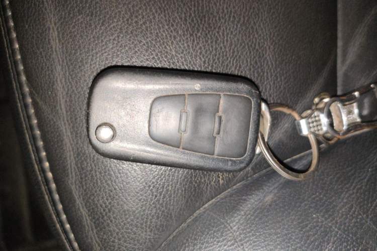 Used Roewe 350 2011 350D 1.5L Automatic Xunhao Edition Vehicle Key