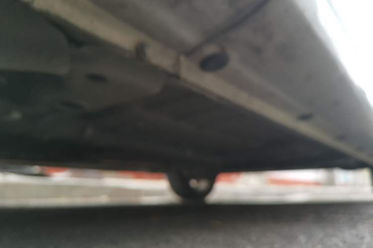 Used Roewe 350 2011 350S 1.5L Automatic Xunda Edition Chassis Front Left