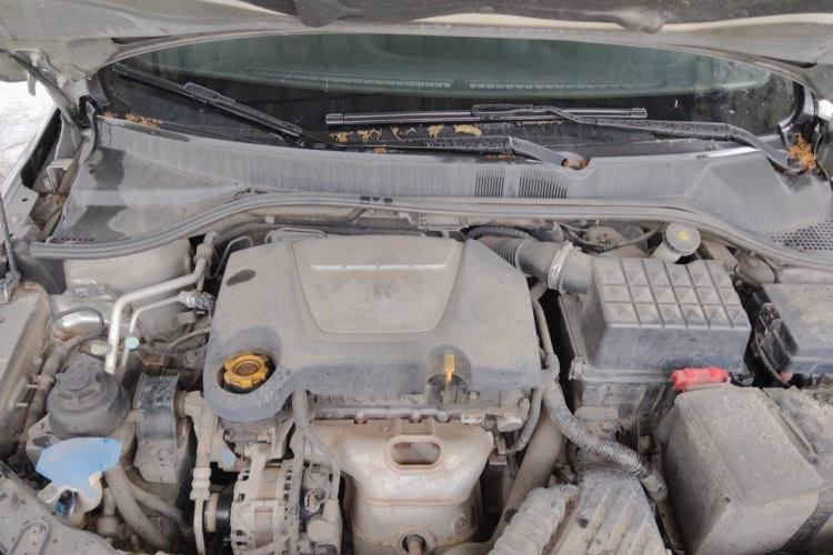 Used Roewe 350 2011 350S 1.5L Automatic Xunda Edition Engine Bay