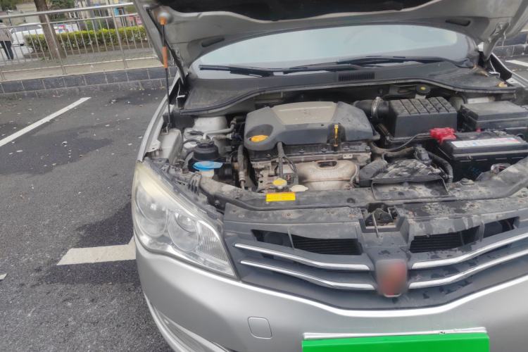Used Roewe 350 2011 350S 1.5L Automatic Xunda Edition Engine Bay Right