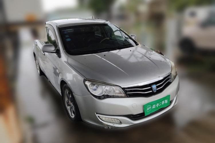 Used Roewe 350 2011 350S 1.5L Automatic Xunda Edition Front Right 45 Deg
