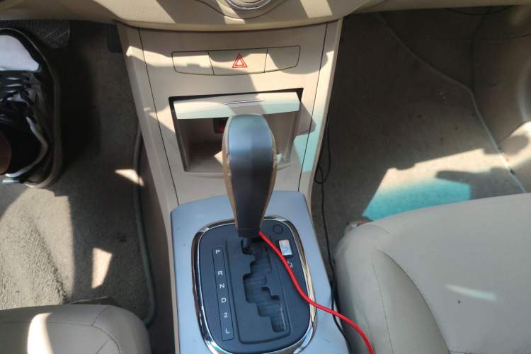 Used Roewe 350 2011 350S 1.5L Automatic Xunda Edition Gear Lever