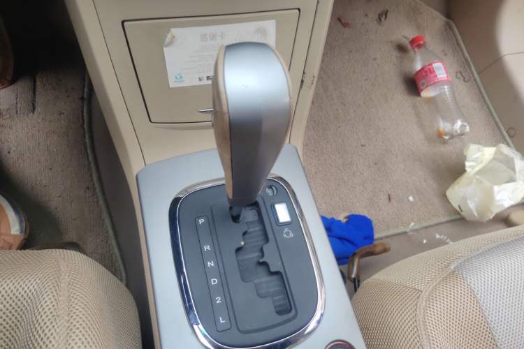Used Roewe 350 2011 350S 1.5L Automatic Xunda Edition Gear Lever