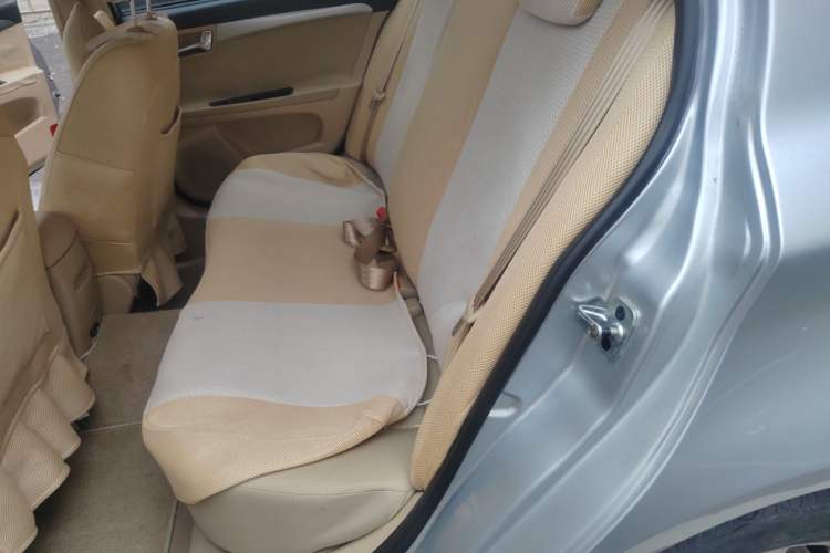 Used Roewe 350 2011 350S 1.5L Automatic Xunda Edition Left Rear Seat