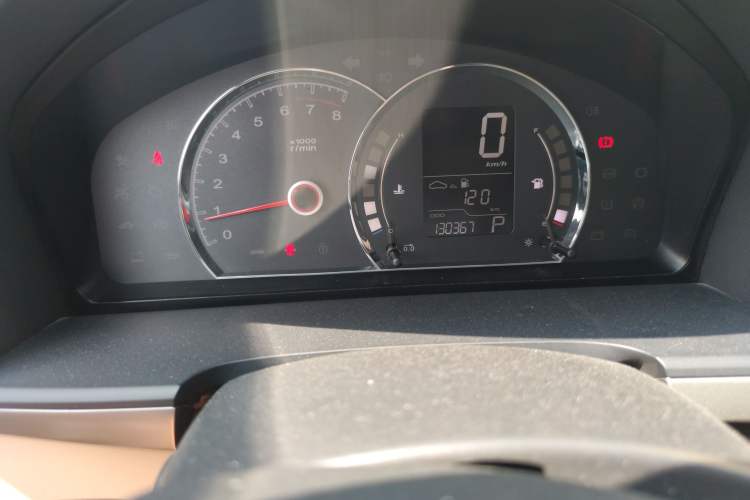 Used Roewe 350 2011 350S 1.5L Automatic Xunda Edition Odometer Close Up