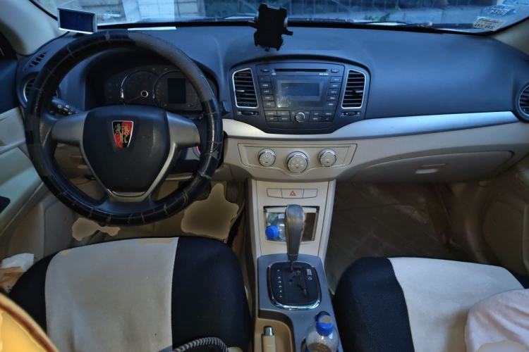 Used Roewe 350 2011 350S 1.5L Automatic Xunda Edition Center Console
