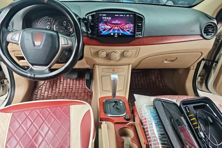Used Roewe 350 2011 350S 1.5L Automatic Xunyue Edition Center Console