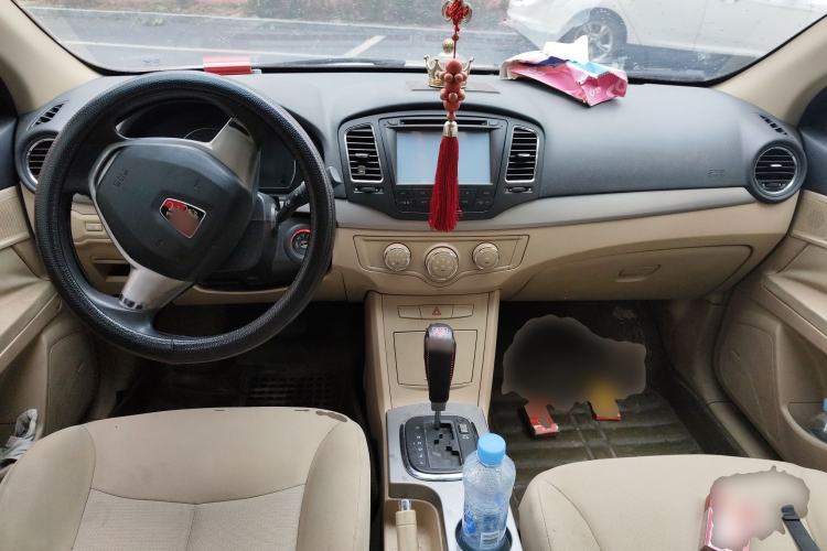 Used Roewe 350 2011 350S 1.5L Automatic Xunda Edition Center Console