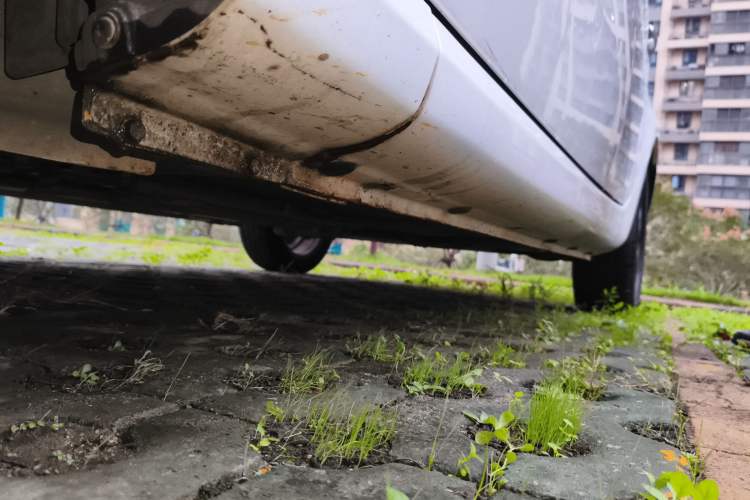 Used Roewe 350 2011 350S 1.5L Automatic Xunda Edition Chassis Front Left