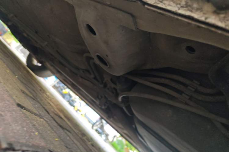 Used Roewe 350 2011 350S 1.5L Automatic Xunda Edition Chassis Rear Left