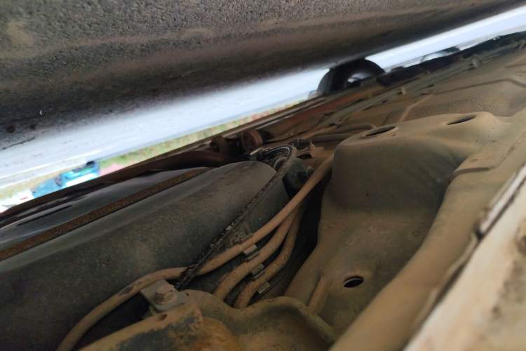 Used Roewe 350 2011 350S 1.5L Automatic Xunda Edition Chassis Rear Left